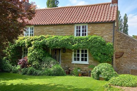 2 bedroom cottage for sale, Cammeringham, Lincoln, Lincolnshire, Lincolnshire, LN1