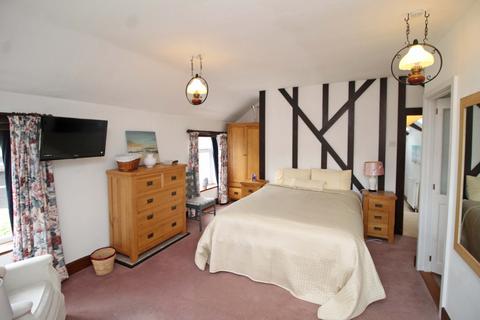 3 bedroom cottage for sale, High Street, Holt NR25