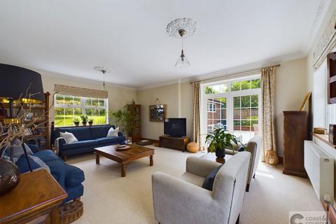 5 bedroom detached house for sale, Totnes Road, Newton Abbot