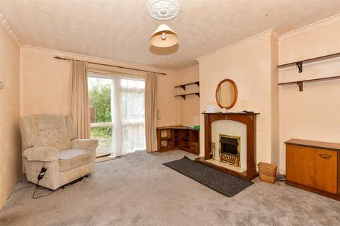 2 bedroom ground floor flat for sale, Brook Drive, Wickford, Essex