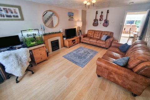 22 Shackleton Close, Ash Vale, Aldershot, GU12 5SB