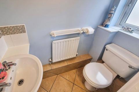 22 Shackleton Close, Ash Vale, Aldershot, GU12 5SB