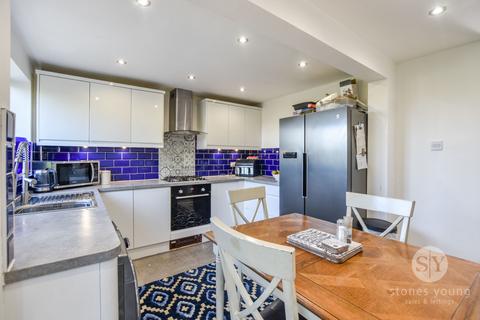 9 Harrier Drive, Blackburn, BB1 8LW