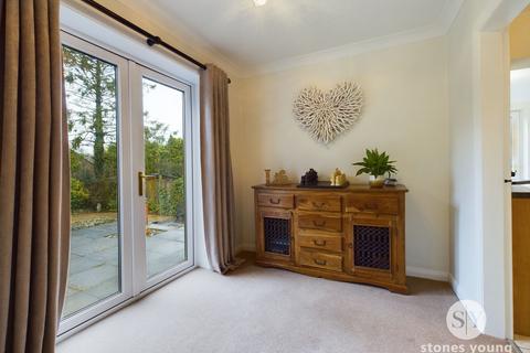 5 Bryers Croft, Wilpshire, Blackburn, BB1 9JE