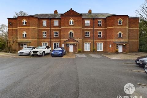 2 bedroom ground floor flat for sale, Lilford Road, Blackburn, BB1