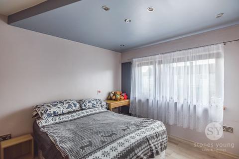 33 Glenluce Crescent, Blackburn, BB1 2EY