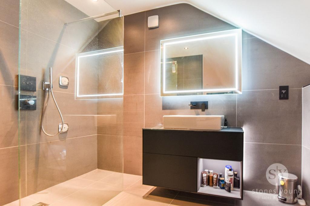En-Suite 1