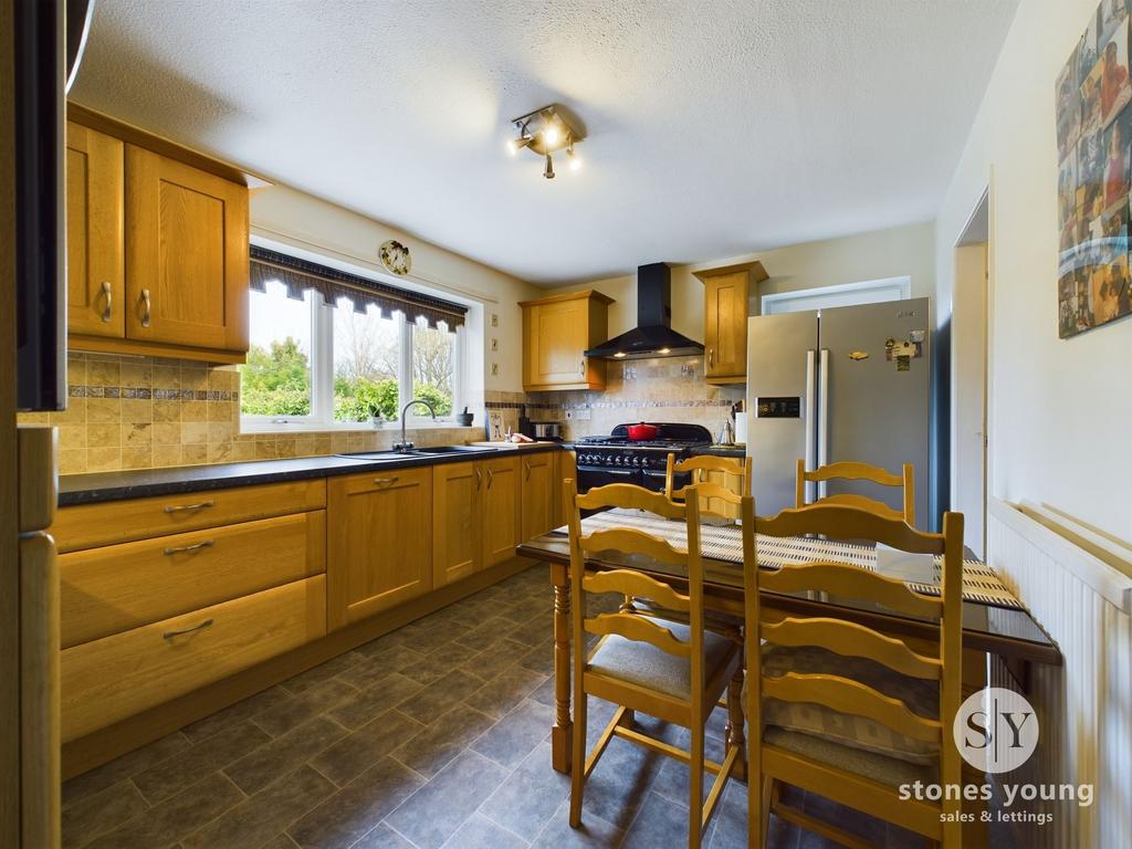 Kitchen / Diner