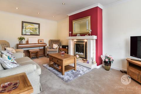 35 Alpine Grove, Blackburn, BB2 4QW