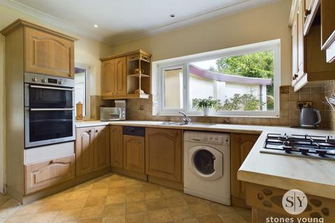 10 Beardwood Drive, Blackburn, BB2 7AH