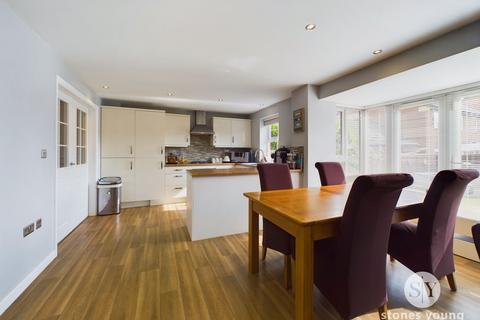 4 bedroom detached house for sale, Asland Crescent, Clitheroe, BB7