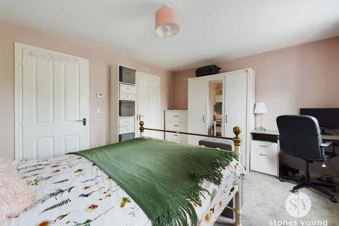 36 Brookview Close, Blackburn, BB1 9NT