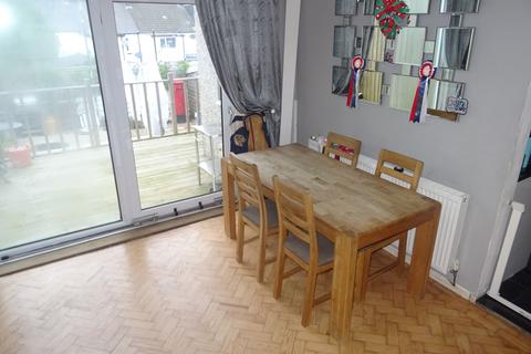 15 Brundall Crescent, Cardiff, CF5 4RU