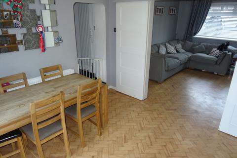 15 Brundall Crescent, Cardiff, CF5 4RU