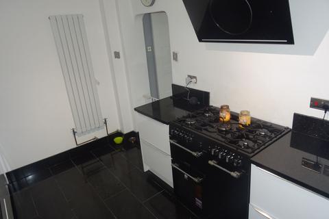 15 Brundall Crescent, Cardiff, CF5 4RU