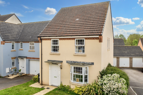 4 bedroom detached house for sale, Redland Way, Cullompton, Devon, EX15