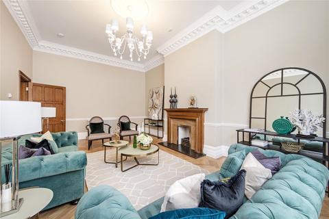 6 bedroom end of terrace house to rent, Harley Street, London, W1G