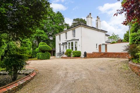 5 bedroom detached house for sale, West End Village, Southampton