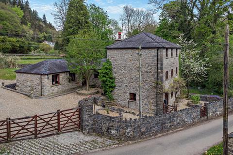 3 bedroom detached house for sale, Felingonglog Road, Afonwen, Mold, Flintshire