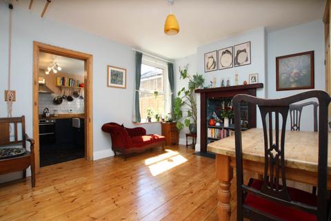 2 bedroom end of terrace house for sale, Cromer Road, North Watford