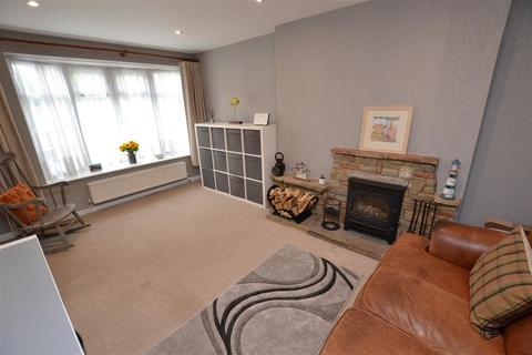 59 Linnet Drive, Chelmsford, CM2 8AE