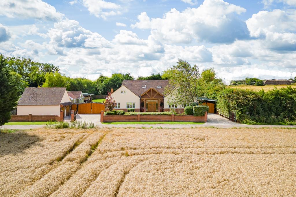 Kitchener Road, Chelmsford CM3 5 bed detached house for sale £1,250,000