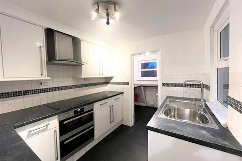 2 bedroom house to rent, Bourne Road, Bexley, Kent, DA5