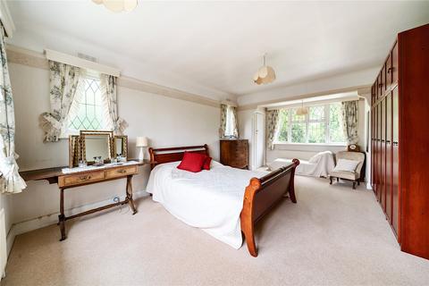 4 bedroom detached house for sale, Sidney Road, Walton-On-Thames, KT12