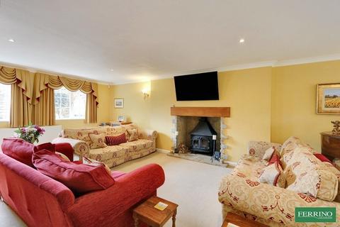 4 bedroom detached house for sale, Uphill Road, Hangerberry, Lydbrook, Gloucestershire. GL17 9QW