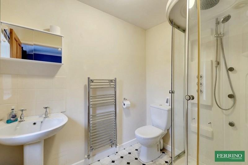 Bedroom 2 En-suite