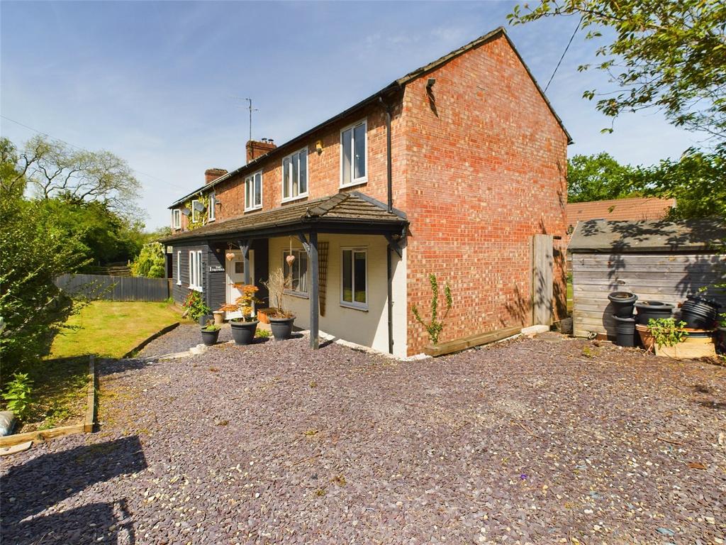 The Triangle, Brockweir, Chepstow, Monmouthshire, NP16 4 bed semi