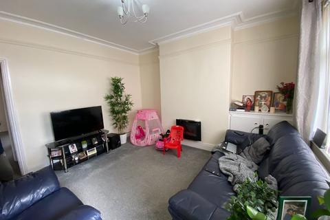 2 bedroom terraced house to rent, Commercial Road, Stockport SK7