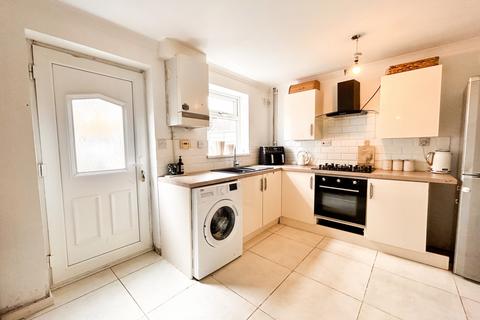 2 bedroom end of terrace house for sale, Bluebell Close, DN15 6BS