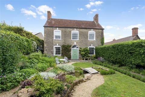 20 High Street, Templecombe, BA8 0JB