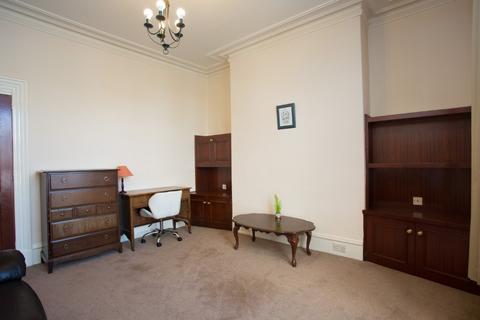 1 bedroom flat to rent, Willowbank Road, Aberdeen AB11