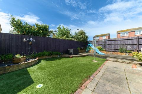 4 Foxhill, Peacehaven, BN10 7SE