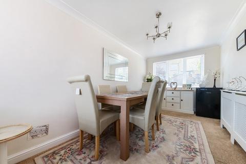 4 Foxhill, Peacehaven, BN10 7SE