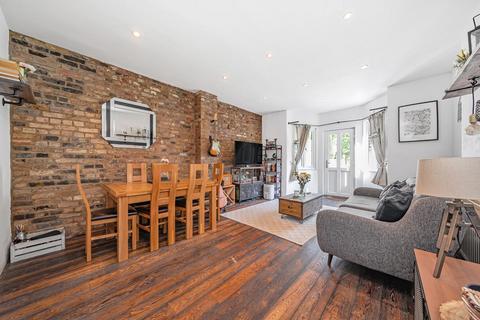 1 bedroom flat for sale, Tierney Road, London