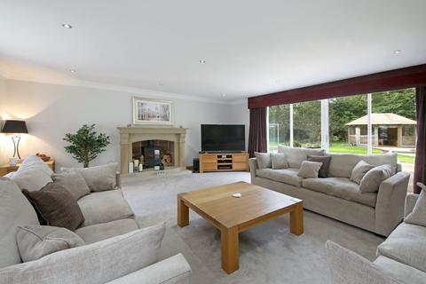 White Lodge Stoke Common Road, Fulmer, Slough, SL3 6HA
