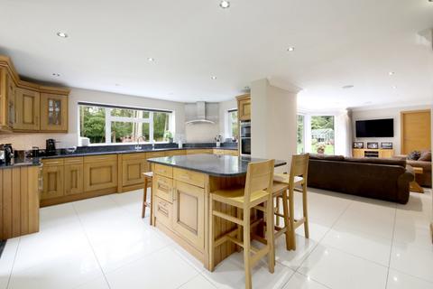 White Lodge Stoke Common Road, Fulmer, Slough, SL3 6HA