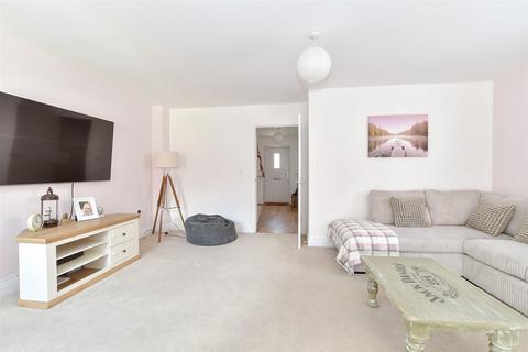 4 bedroom end of terrace house for sale, Codmore Hill, Pulborough, West Sussex