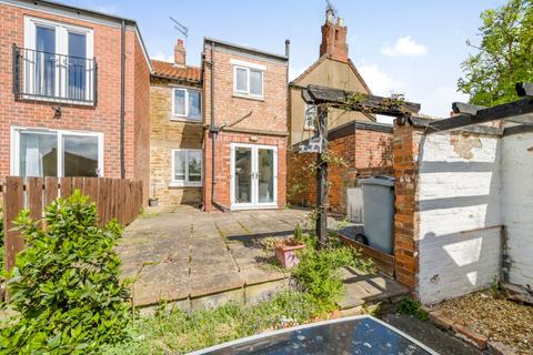 2 bedroom end of terrace house for sale, Long Street, Great Gonerby, Grantham, Lincolnshire, NG31