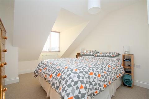 2 bedroom apartment to rent, Hooper Court, Gresham Road, STAINES-UPON-THAMES, TW18