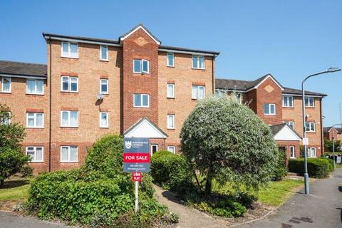 2 bedroom flat for sale, Ilford IG3