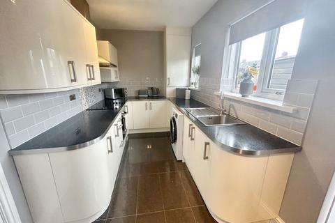 27 Broadpool Green, Whickham, Newcastle Upon Tyne, NE16 4RH