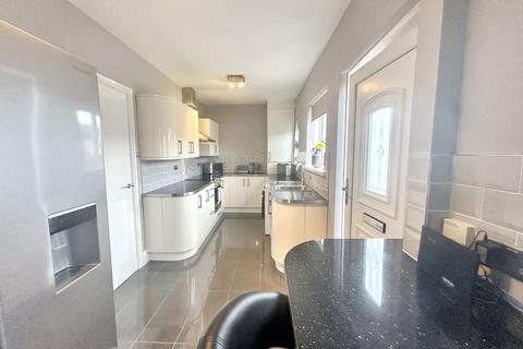 27 Broadpool Green, Whickham, Newcastle Upon Tyne, NE16 4RH