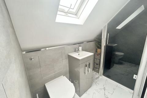 27 Broadpool Green, Whickham, Newcastle Upon Tyne, NE16 4RH