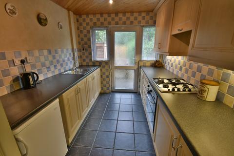 3 bedroom terraced house for sale, Ffordd Llanerch, Pen-Y-Cae, Wrexham, LL14