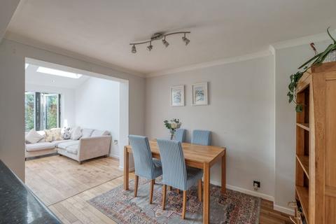 3 Low Fold Close, Worcester, WR2 5UE