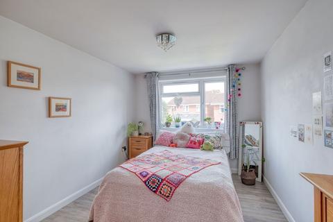 3 Low Fold Close, Worcester, WR2 5UE